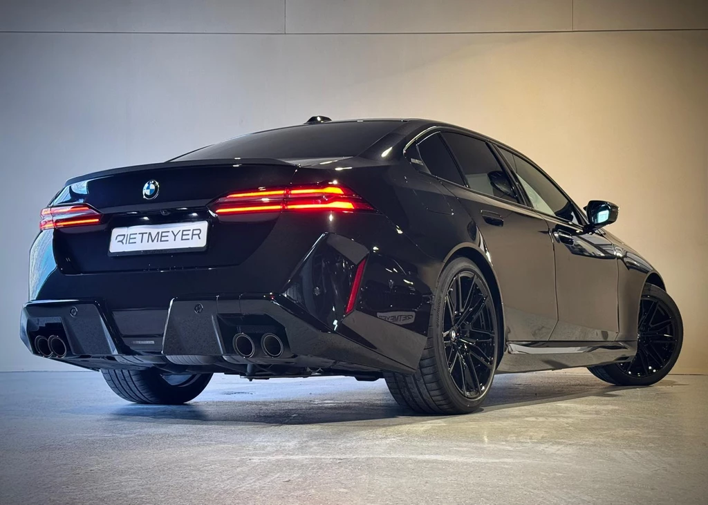 BMW M5 – foto 6