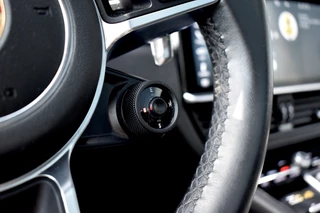 Porsche Cayenne – thumbnail 31