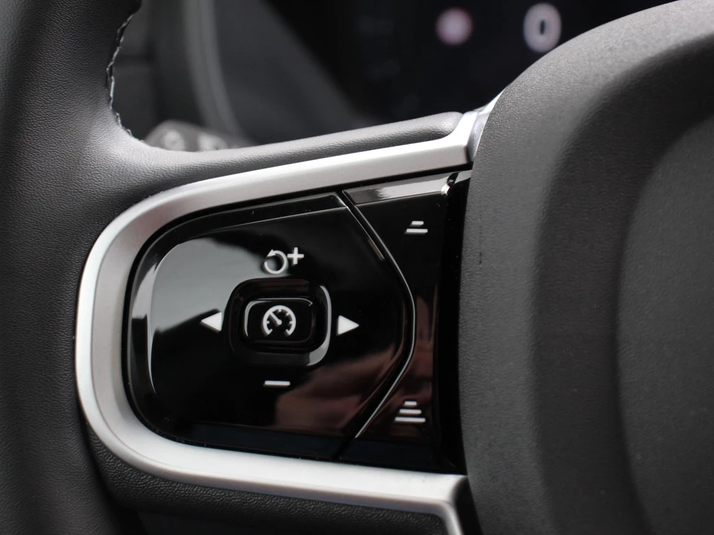 Volvo XC90 – foto 17