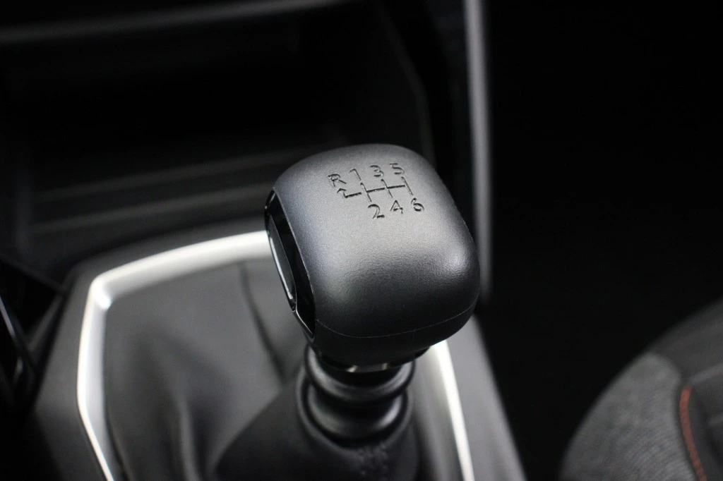 Peugeot 208 – foto 30
