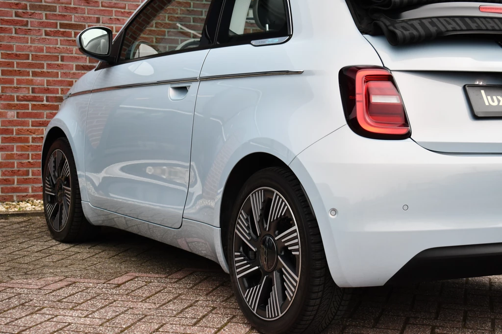 Fiat 500C – foto 9