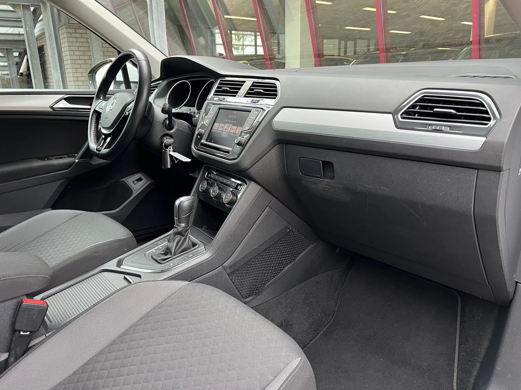 Volkswagen Tiguan – foto 27