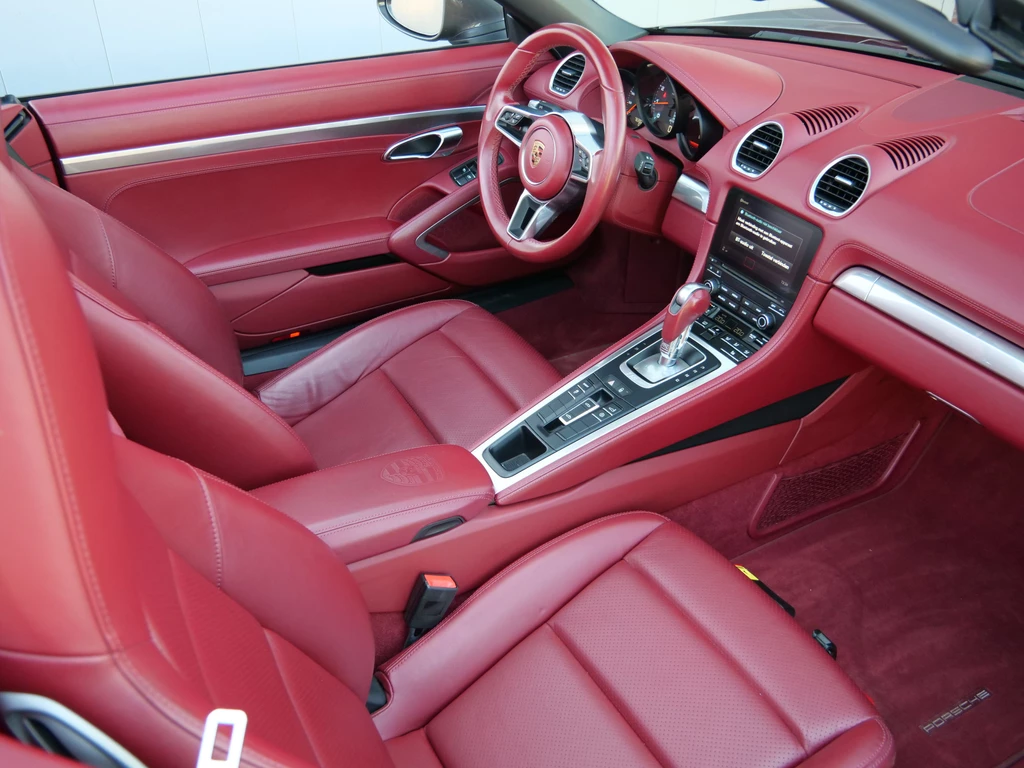 Porsche 718 – foto 8