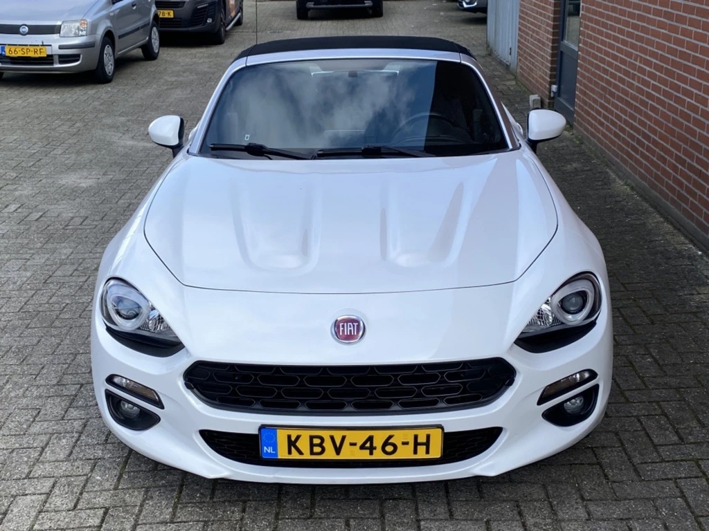 Fiat 124 Spider – foto 11