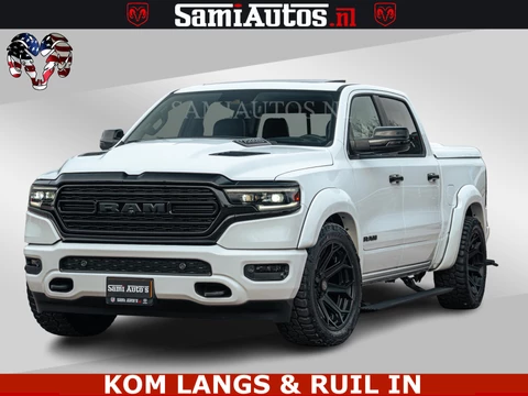 Dodge Ram 1500 Limited Night | 5.7 V8 Hemi Full Option | LPG | Comfortabele Dubbele Cabine met Royale 5 Zitplaatsen | De Meest Luxe en Volle Pick-Up in zijn Klasse | BPM vrij | Nu Leverbaar uit Voorraad | Voorraad Nr v45lp