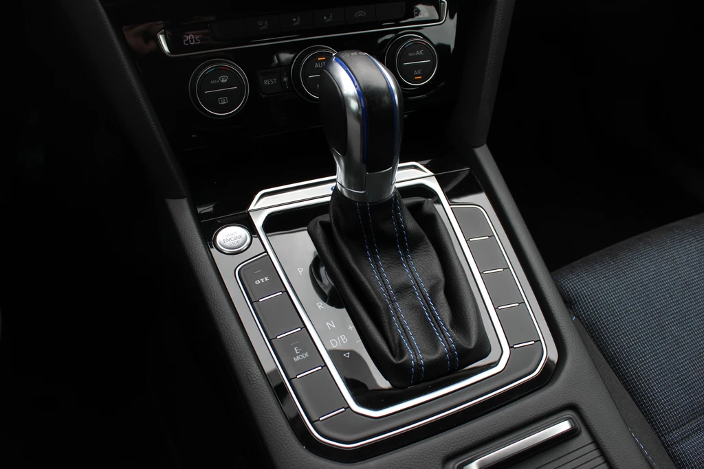 Volkswagen Passat – foto 30