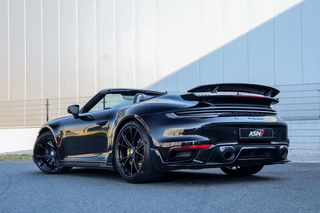 Porsche 911 – thumbnail 11