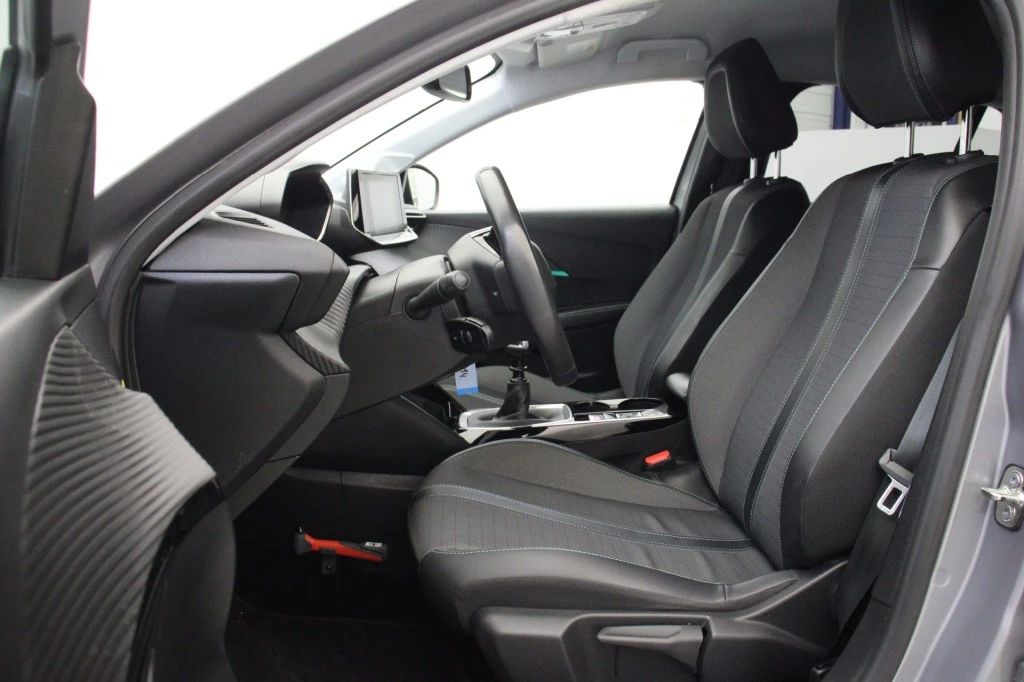 Peugeot 208 – foto 14