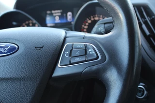 Ford Kuga – thumbnail 23