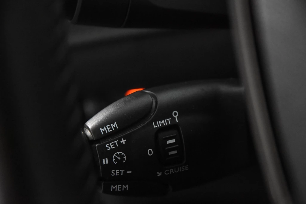 Peugeot 208 – foto 23