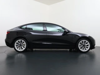 Tesla Model 3 – thumbnail 8