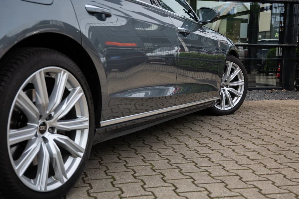Audi A8 – foto 11