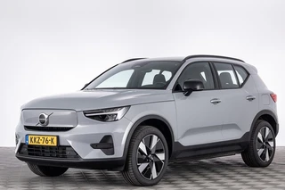 Volvo EX40 – thumbnail 1