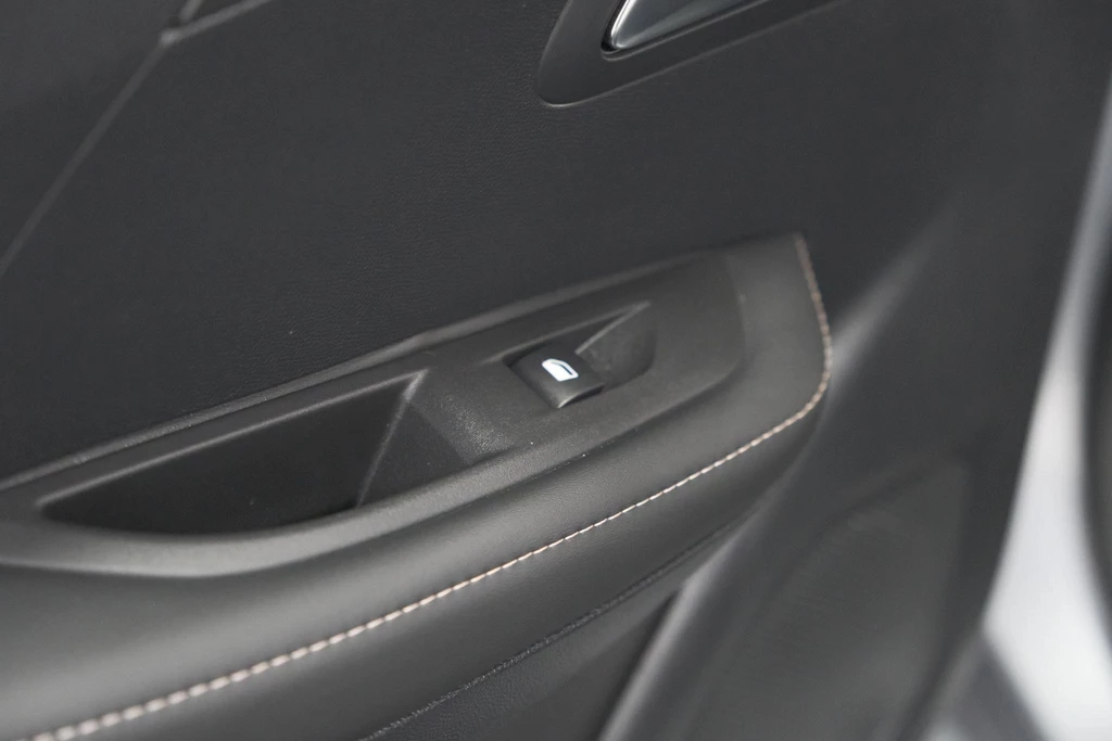 Peugeot 208 – foto 33