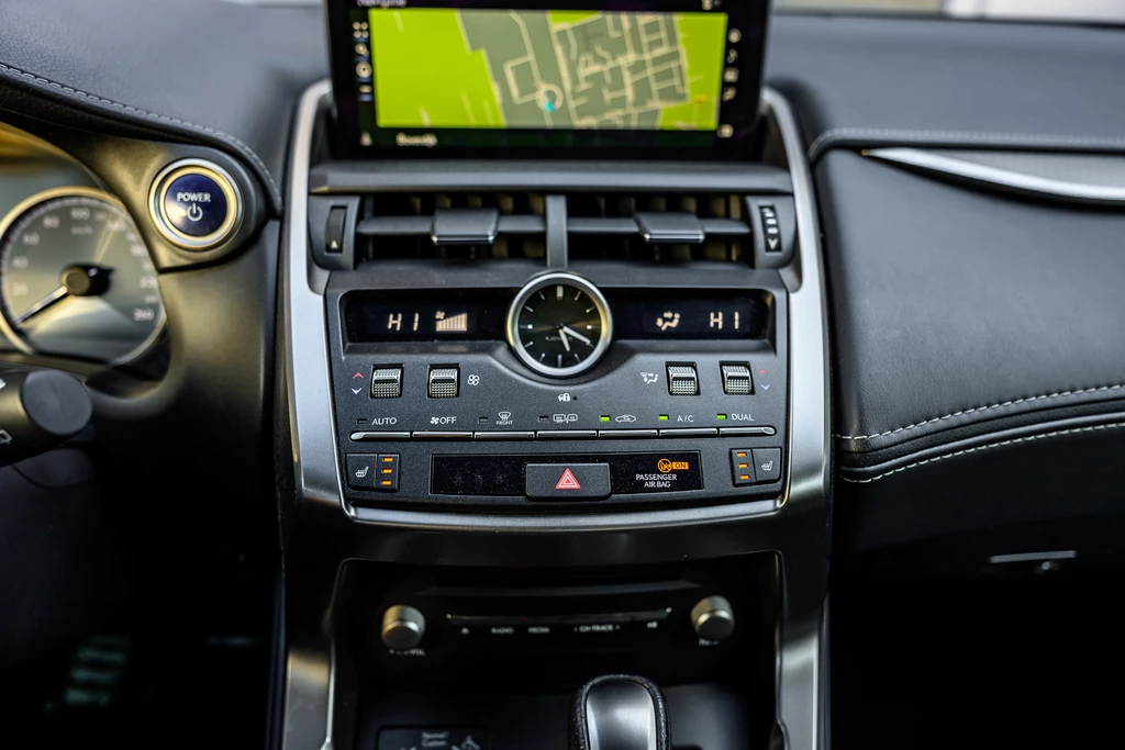 Lexus NX – foto 31