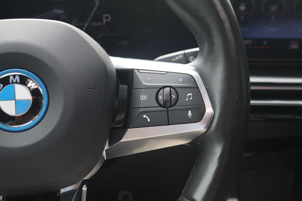BMW iX1 – foto 23