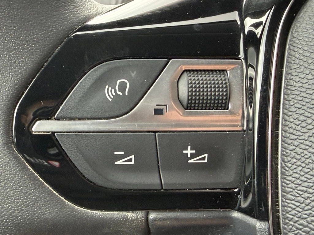 Peugeot 208 – foto 21
