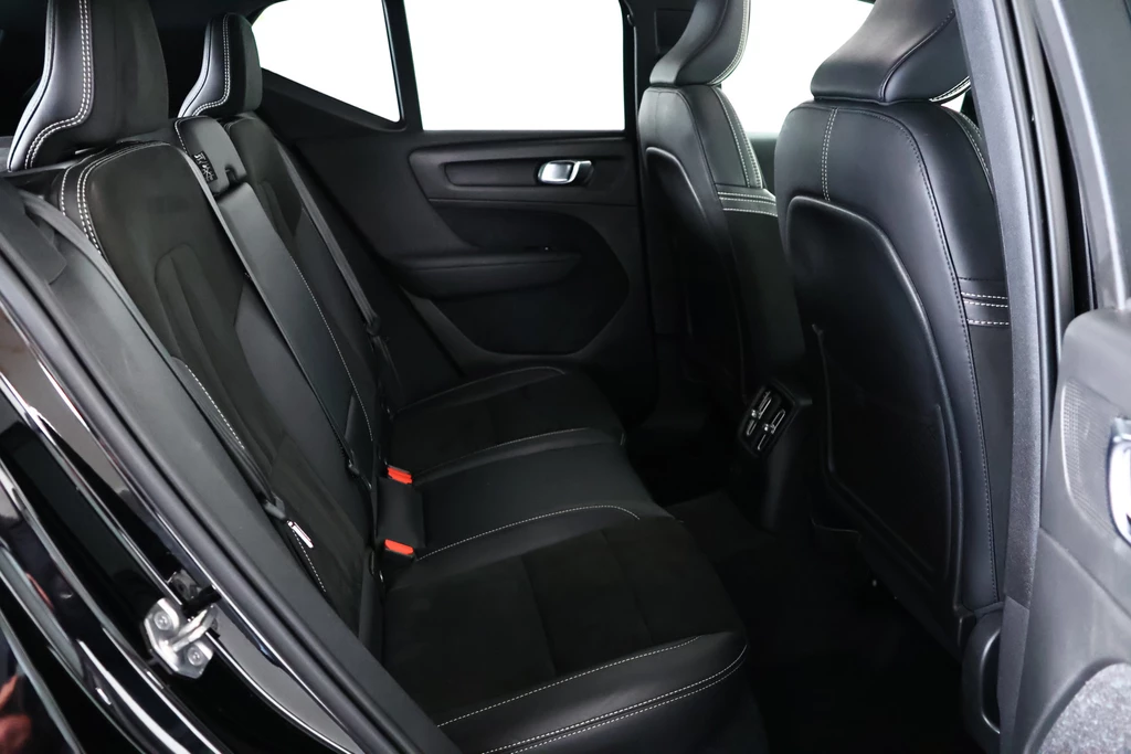 Volvo XC40 – foto 15
