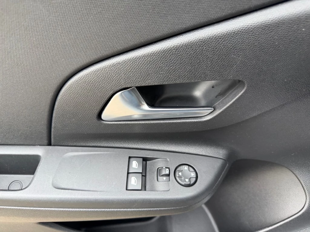 Opel Corsa – foto 30