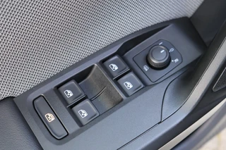 SEAT Leon – thumbnail 25