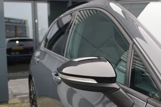 Volkswagen Golf – thumbnail 35