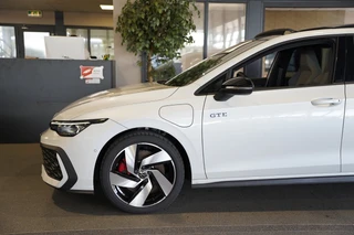 Volkswagen Golf – thumbnail 4