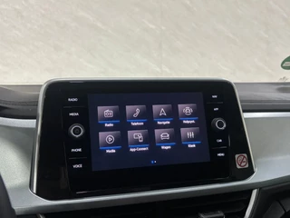 Volkswagen T-Roc – thumbnail 15