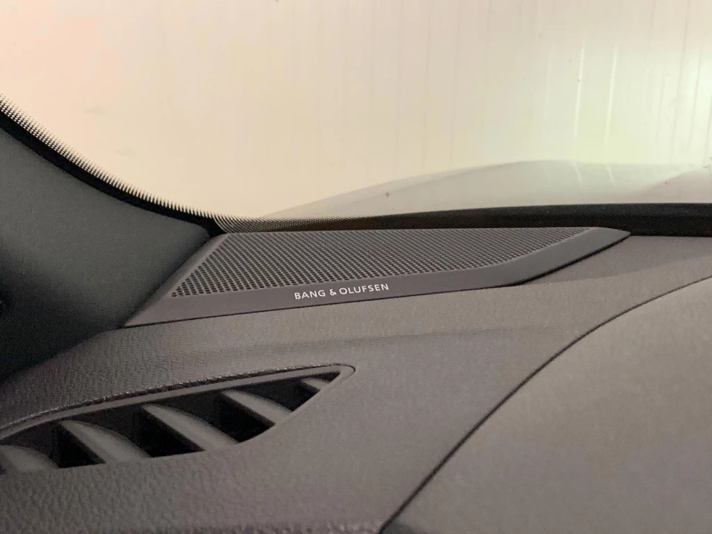 Audi RSQ3 – foto 14