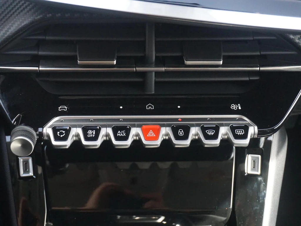 Peugeot 208 – foto 29