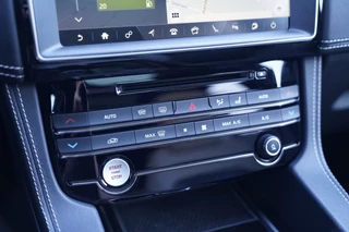 Jaguar F-PACE – thumbnail 29