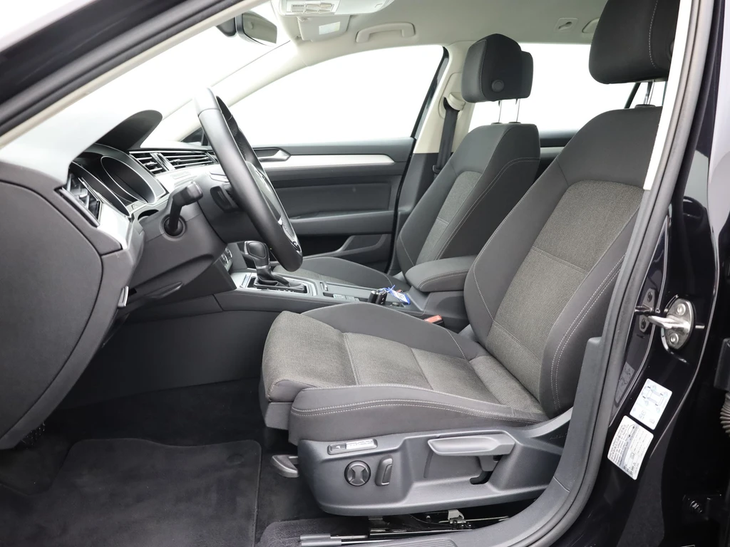 Volkswagen Passat – foto 18