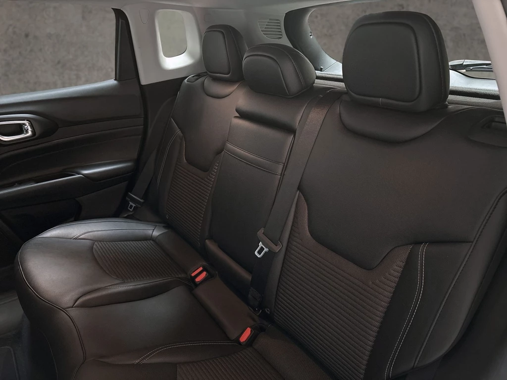 Jeep Compass – foto 12