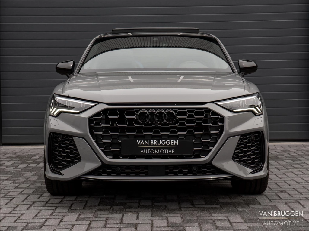Audi RSQ3 – foto 11