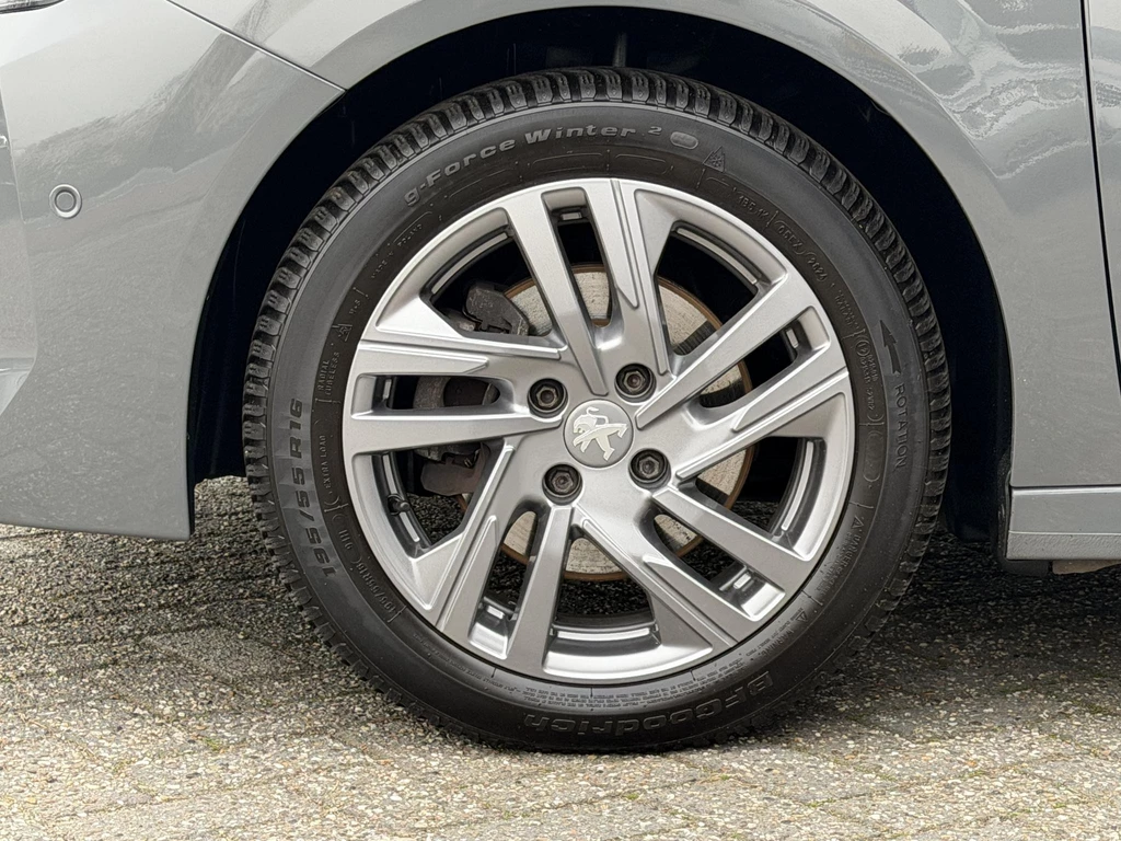 Peugeot 208 – foto 14