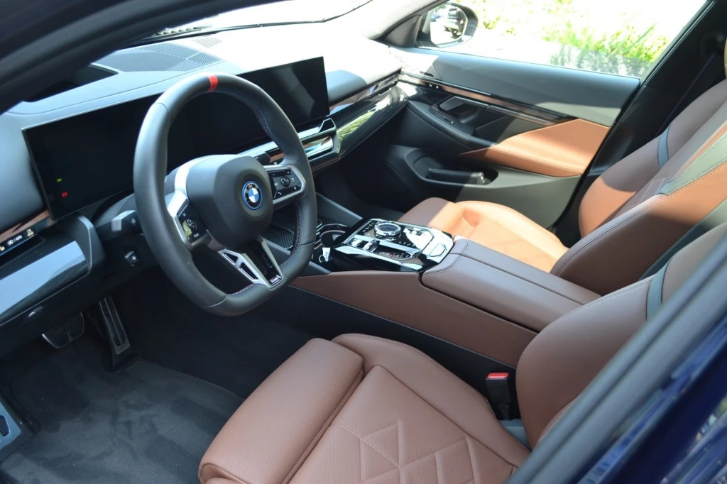 BMW i5 – foto 9