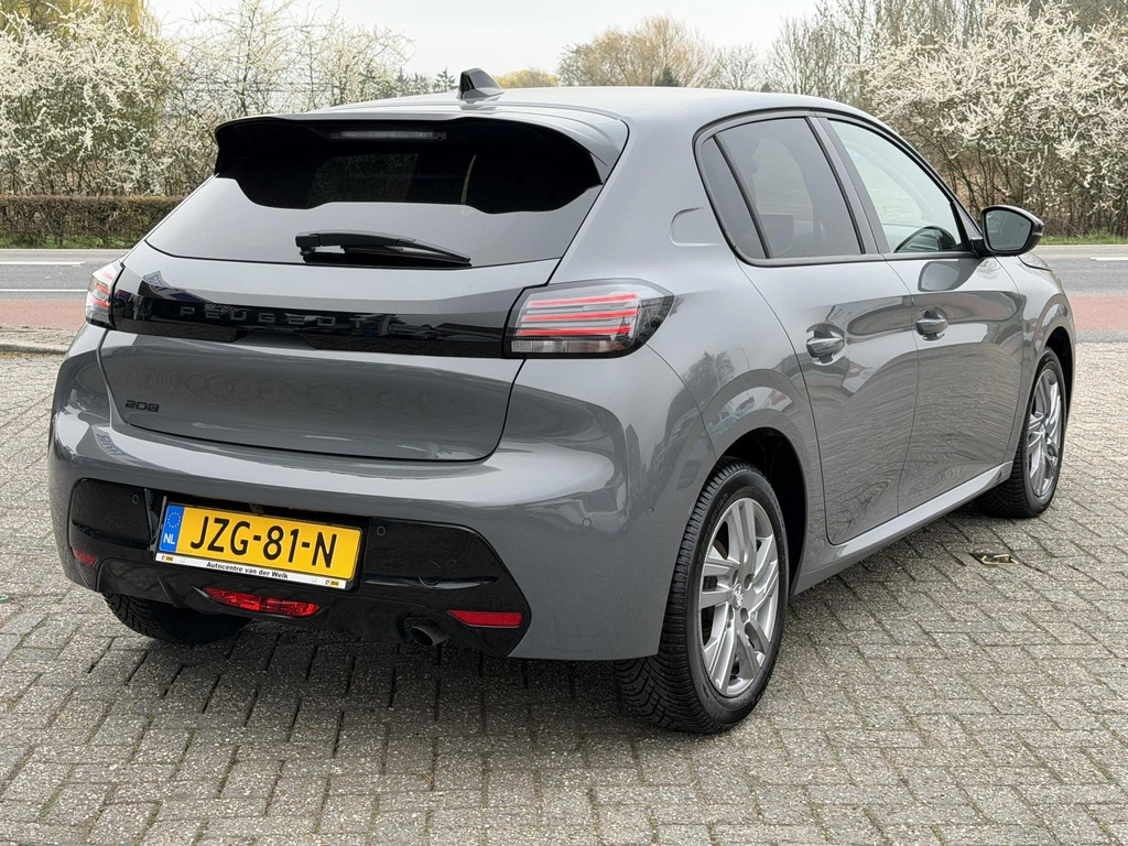 Peugeot 208 – foto 8