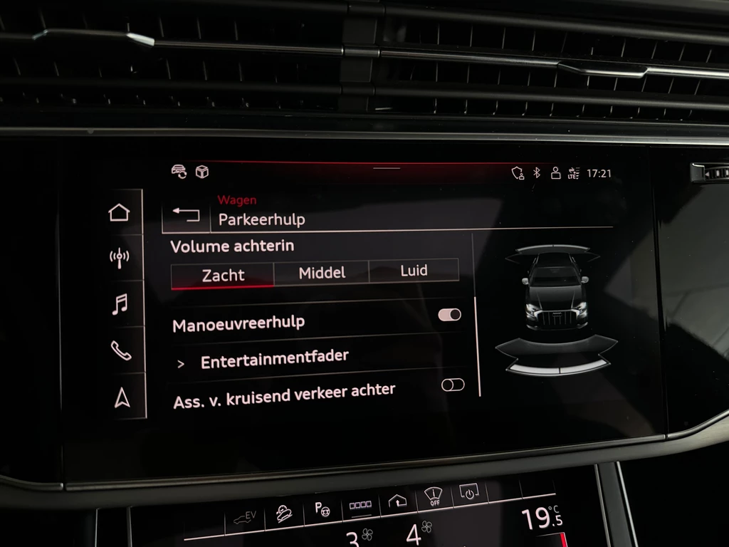 Audi Q8 – foto 37