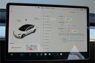 Tesla Model 3 – thumbnail 22