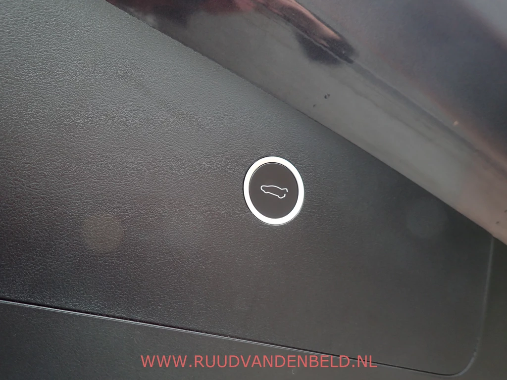 Tesla Model X – foto 34