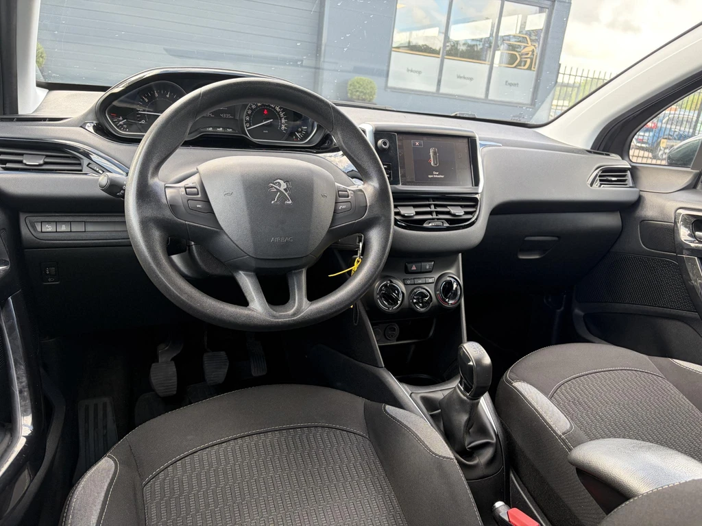 Peugeot 208 – foto 7