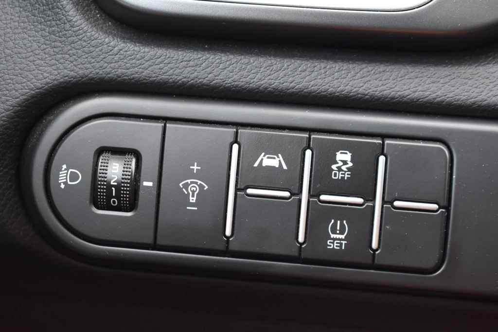Kia cee'd – foto 22