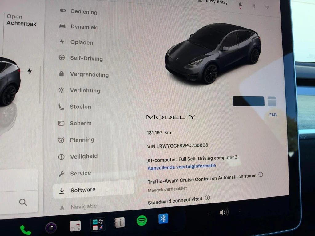 Tesla Model Y – foto 52