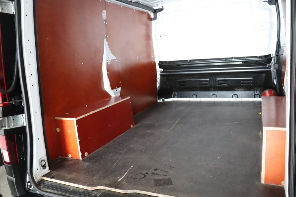 Renault Trafic – foto 11