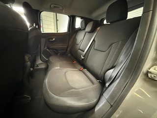 Jeep Renegade – thumbnail 25