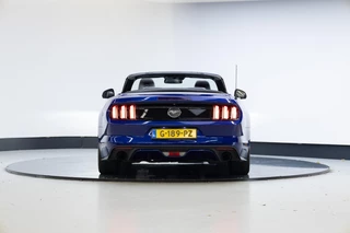 Ford Mustang – thumbnail 7