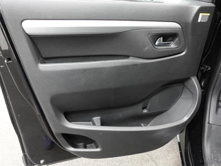 Opel Vivaro – thumbnail 16
