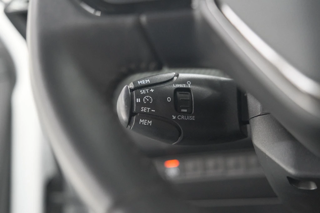 Peugeot 208 – foto 41