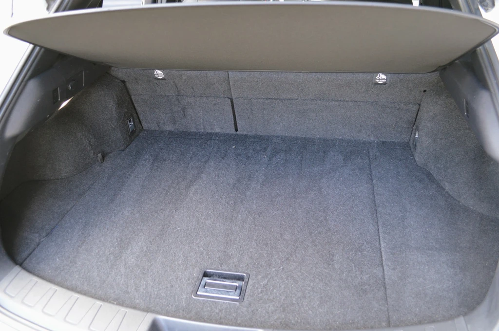 Lexus UX – foto 24