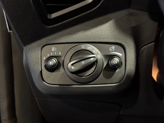 Ford Kuga – thumbnail 34