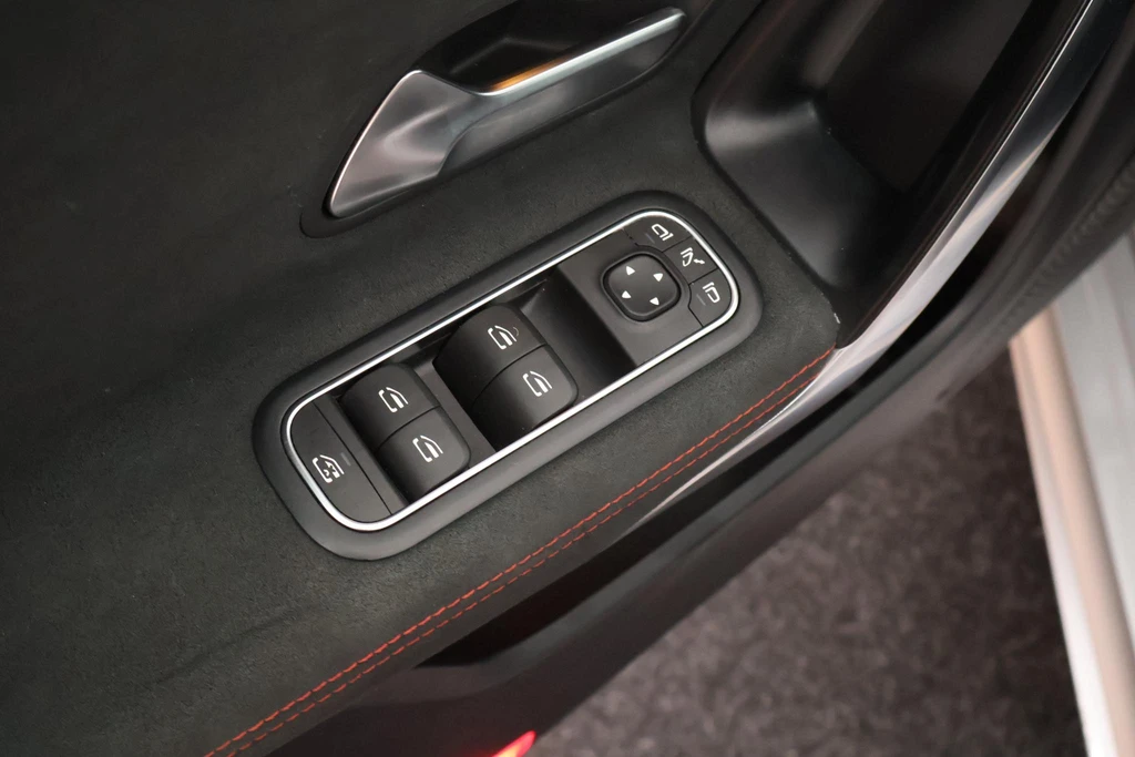 Mercedes-Benz CLA – foto 15